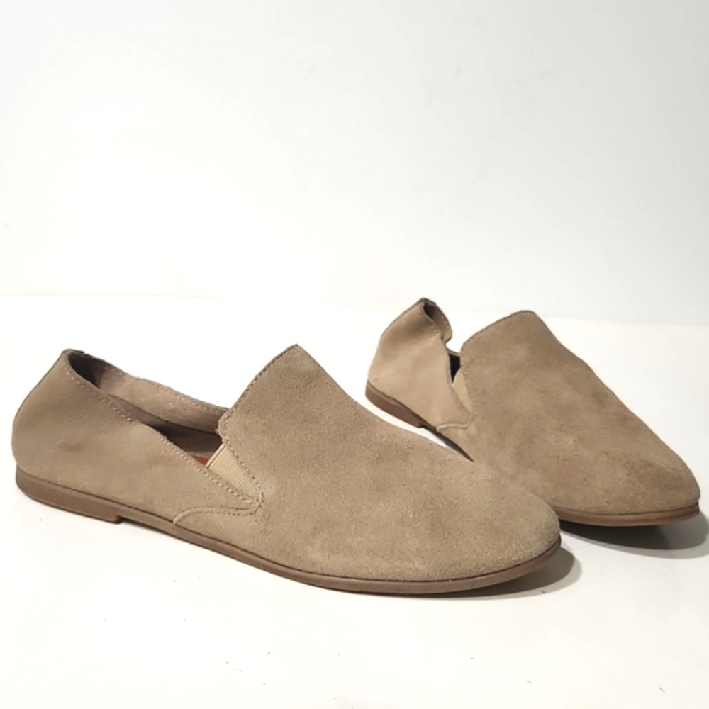 Lucky Brand Charsa Suede Slip On Flats Size 8.5 EUC